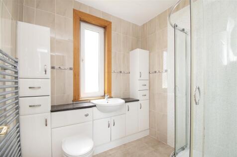 shower room (2).jpg