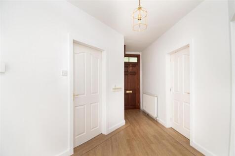 hallway.jpg