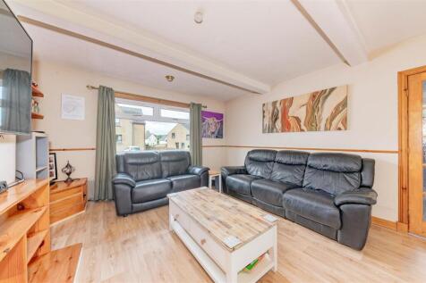 14 Dunarn Street Newtyle-8.JPG