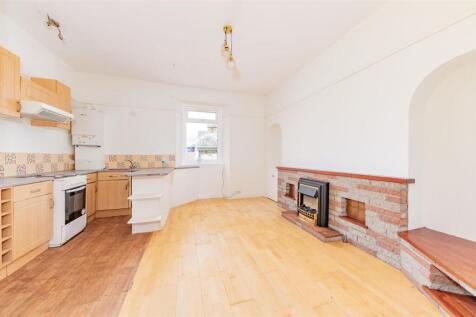22 Yeaman Street Forfar-4.JPG