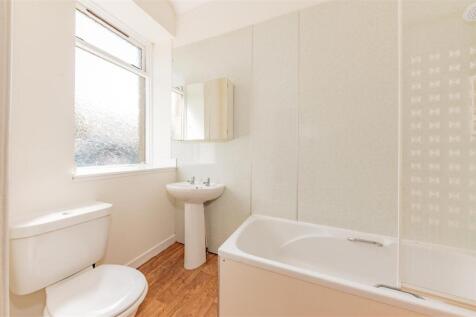 22 Yeaman Street Forfar-3.JPG
