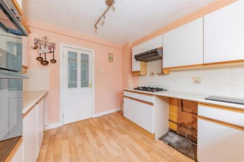 31 St Fillans Road Dundee-9.JPG
