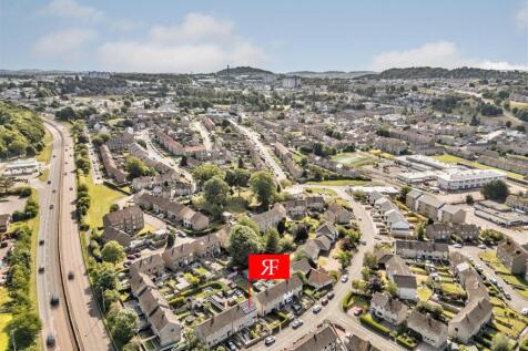 37 Gourdie Place Dundee-3.JPG