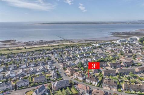 20 North Bank Street Monifieth-14.JPG