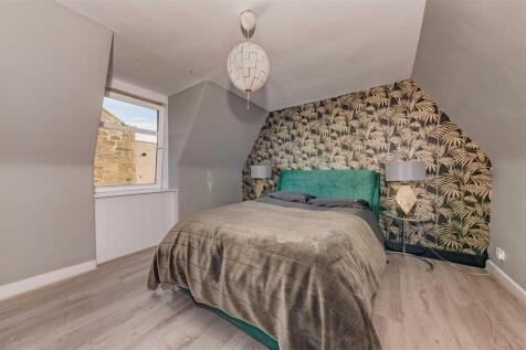 427 Strathmartine Road Dundee-8.JPG