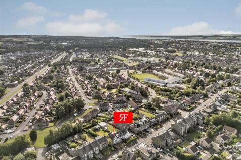 427 Strathmartine Road Dundee-5.JPG