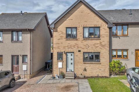 21 Seafield Close Dundee-14.JPG