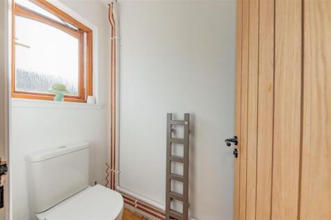 21 Seafield Close Dundee-7.JPG