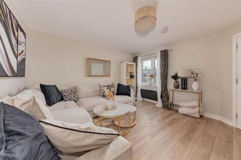 19 Henry Cotton Place Carnoustie-3.JPG