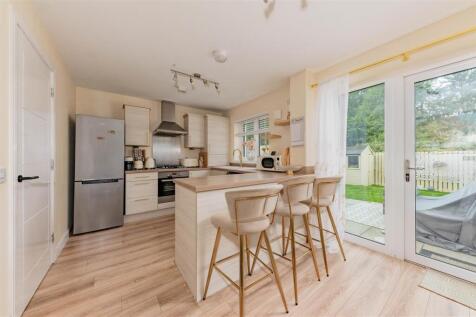 19 Henry Cotton Place Carnoustie-6.JPG
