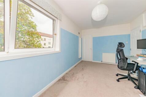 19 St Boswells Terrace Dundee-3.JPG