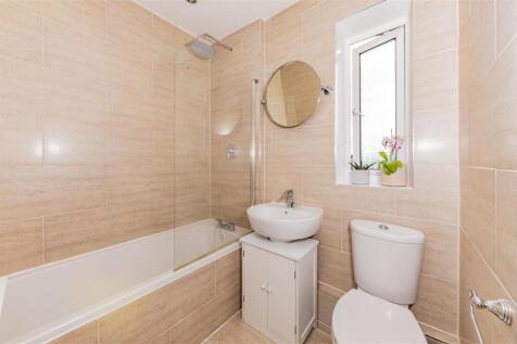 19 St Boswells Terrace Dundee-7.JPG