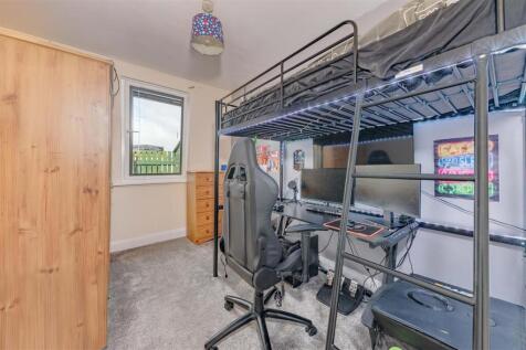 7 James Street Carnoustie-11.JPG