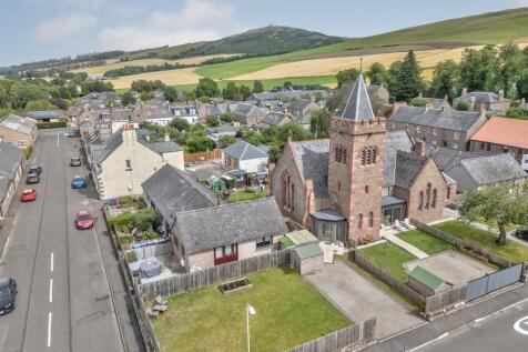 3C Castle Street Newtyle-21.JPG