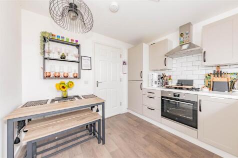 3 Peacehill View Wormit-8.JPG
