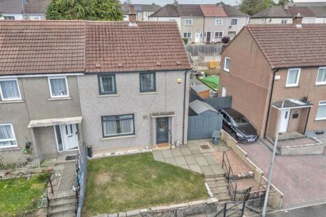 9 FInlarig Place Dundee Edits-2.JPG