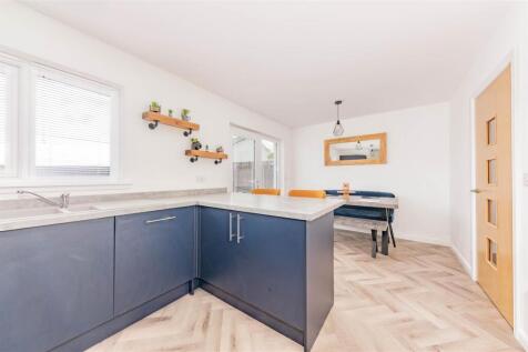 3 Greenhill Crescent Dundee-5.JPG