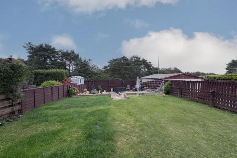 21 Tranent Gardens Dundee-12.JPG