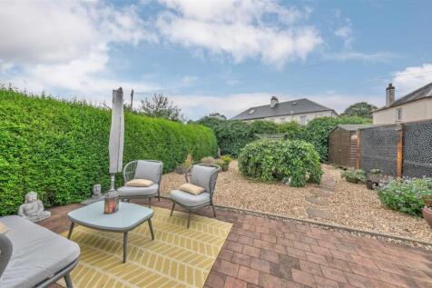 18 Bruce Road Dundee-15.JPG