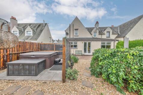18 Bruce Road Dundee-16.JPG