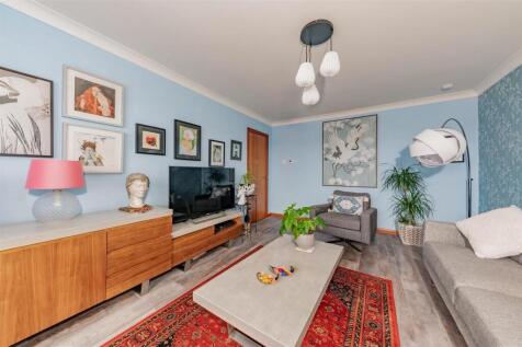 14 Ardestie Place Monifieth Edits-10.JPG