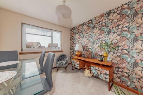 14 Ardestie Place Monifieth Edits-11.JPG