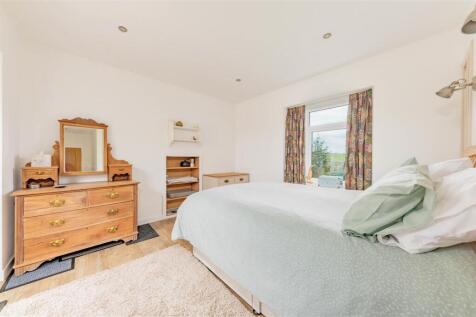 Chapelton Cottage Rattray-10.JPG