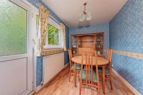 35 Falkland Crescent BF-1.JPG