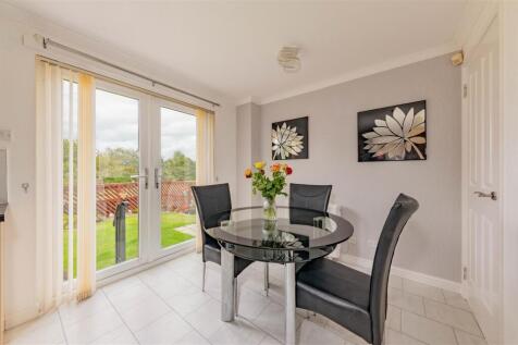 29 Tranent Gardens Dundee Edits and new-2.JPG