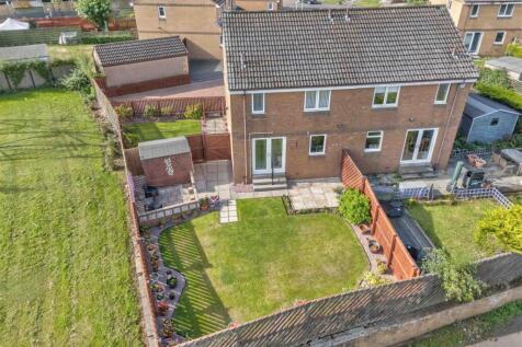 29 Tranent Gardens Dundee Edits and new-5.JPG