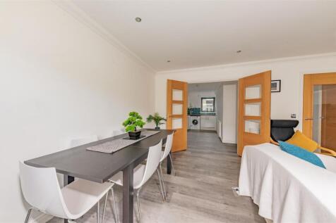 64 Cotton Road Dundee-4.JPG