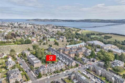 11 West Park Road Dundee-25.JPG