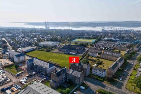1R 107 Clepington Road Dundee-9.JPG