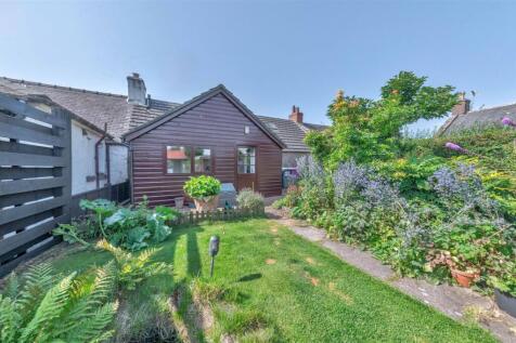 Locheil Cottage, 8 Rosewell Road Kirriemuir-10.JPG