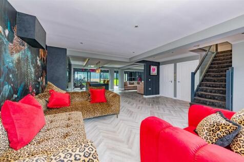 1 Angus Crescent Monifieth-1.JPG