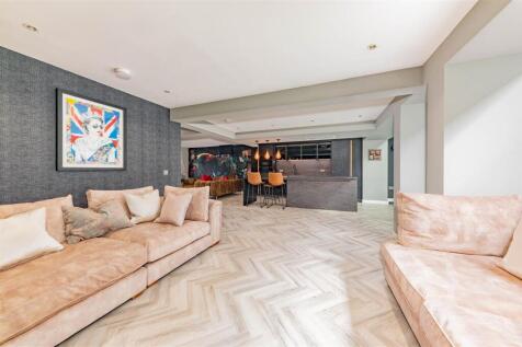 1 Angus Crescent Monifieth-15.JPG