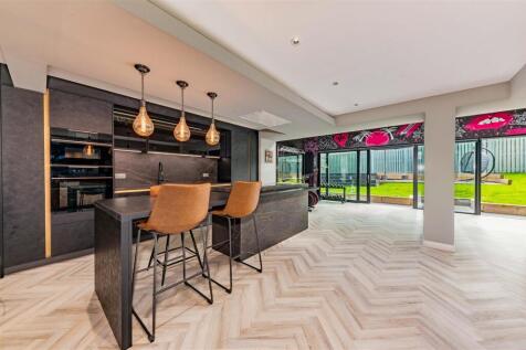 1 Angus Crescent Monifieth-8.JPG
