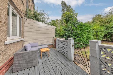 GL 33 Ballindean Road Dundee-10.JPG