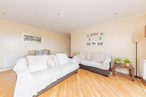 25 Lilybank Mews Dundee-6.JPG