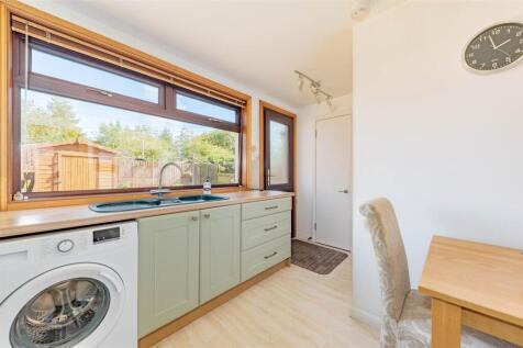 10 Quarry Road Muirhead-3.JPG