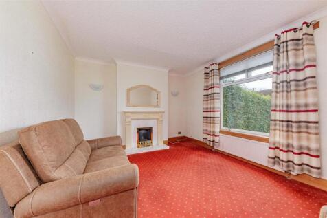 15 Ancrum Drive Dundee-8.JPG
