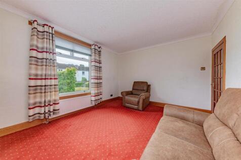15 Ancrum Drive Dundee-9.JPG