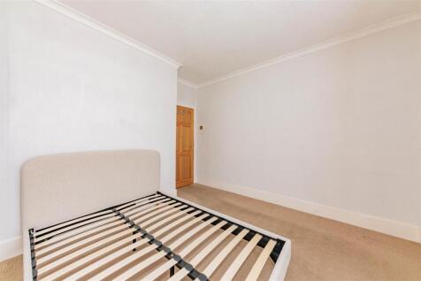 15 Ancrum Drive Dundee-4.JPG