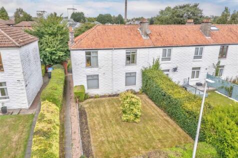 15 Ancrum Drive Dundee-16.JPG