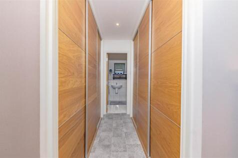 1 Dudhope Gardens Dundee-17.JPG