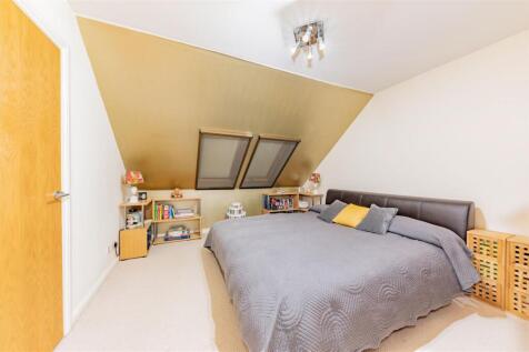 1 Dudhope Gardens Dundee-13.JPG
