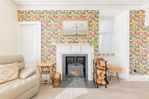 1 Rowan Cottage Barry-9.JPG