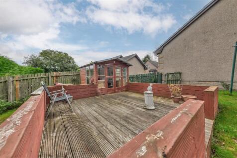 4 Rose Hemming Place Letham-13.JPG