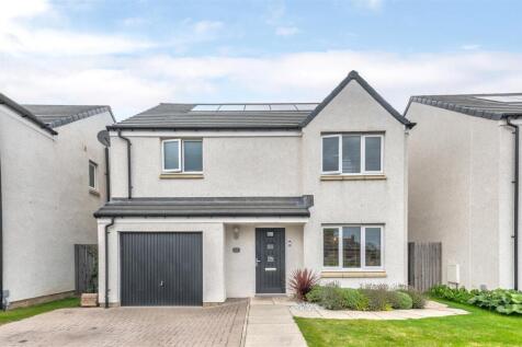 22 Finlay Drive Arbroath-1.JPG