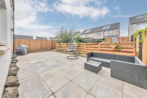 22 Finlay Drive Arbroath-9.JPG